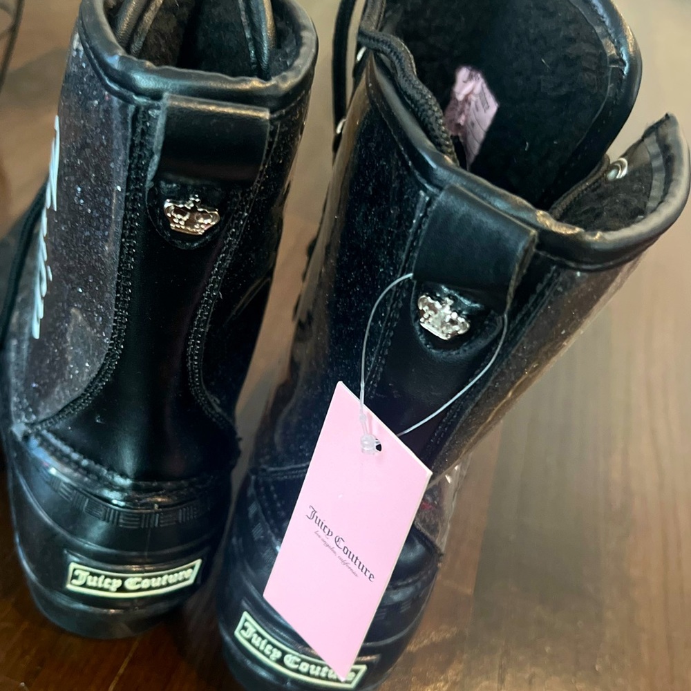NWT Juicy Couture Outdoor Boots- ( Snow& Rain)